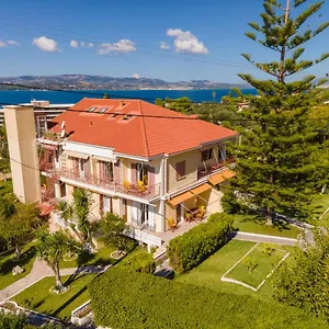 Aparthotel Lorenzo House, Lassi (Kefalonia)