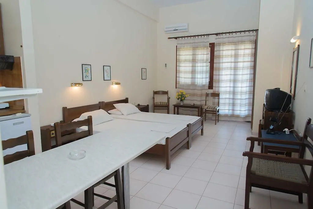 Fokion Studios Lakíthra 3*,  Grekland